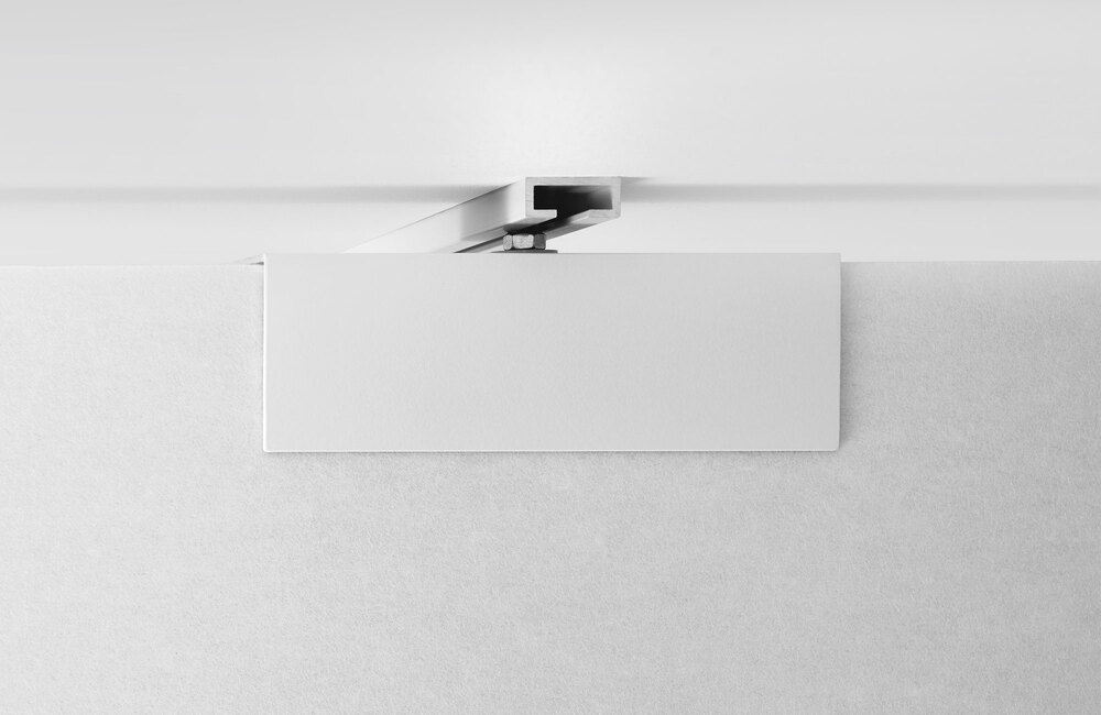 Schallabsober als Baffle an der Decke