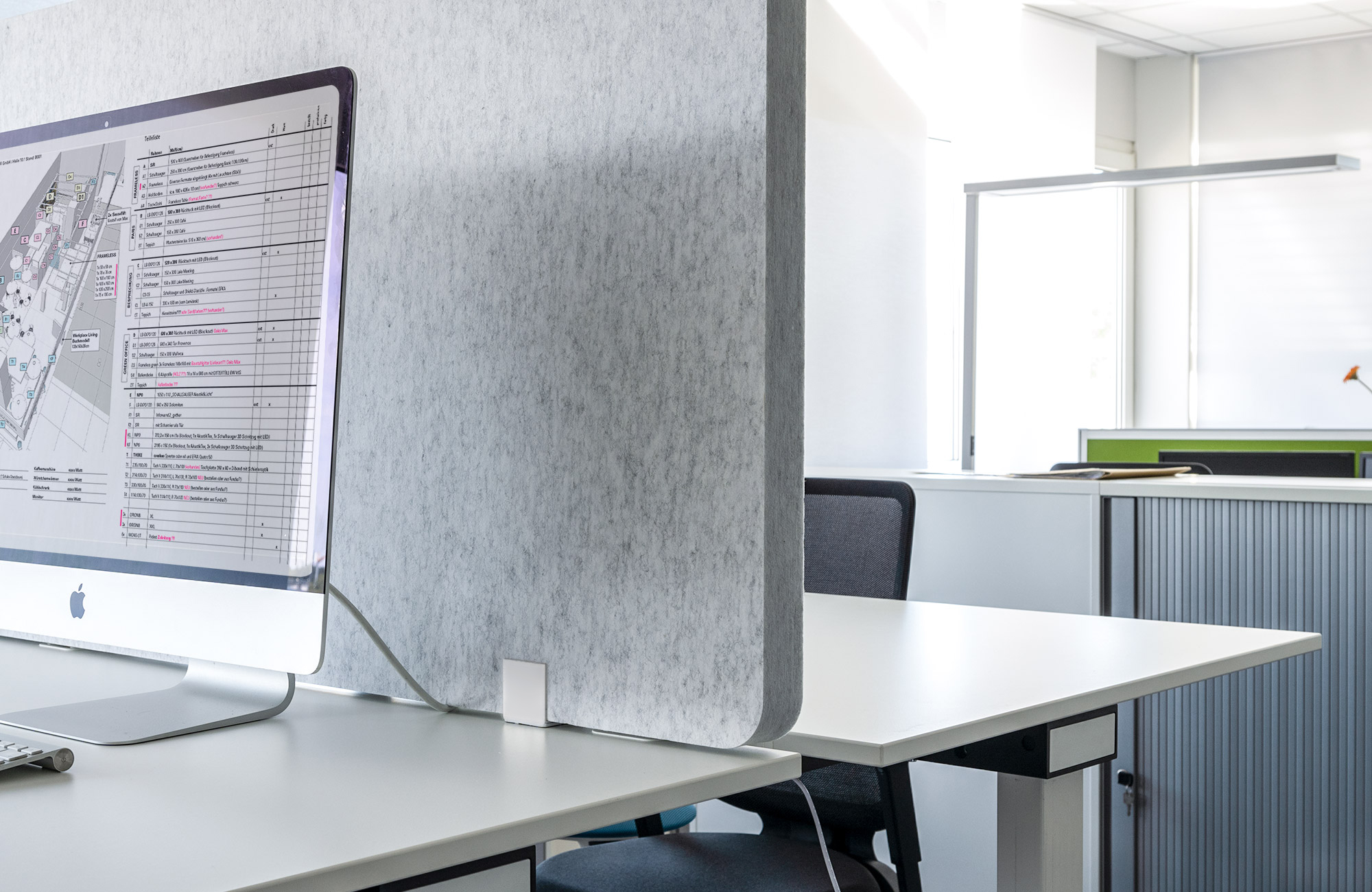 Table &ndash; Akustikbilder und Schallabsorber von SCHALLSAUGER&reg;