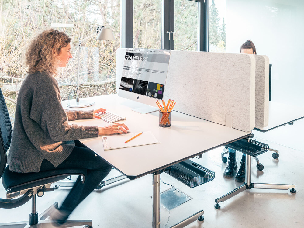 Table &ndash; Akustikbilder und Schallabsorber von SCHALLSAUGER&reg;