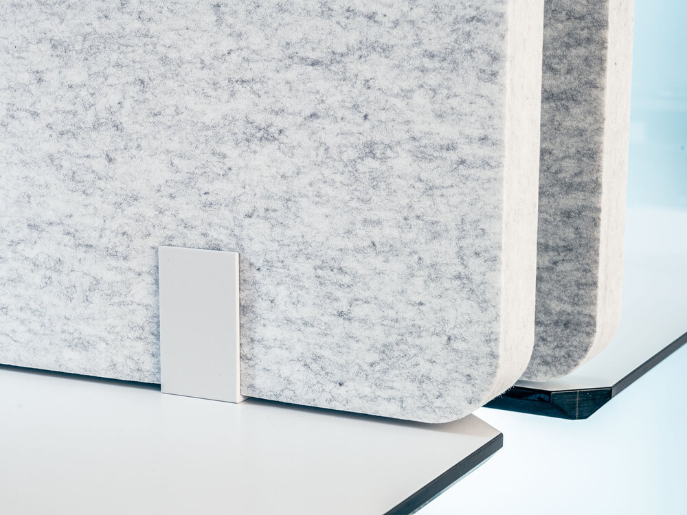 Table &ndash; Akustikbilder und Schallabsorber von SCHALLSAUGER&reg;