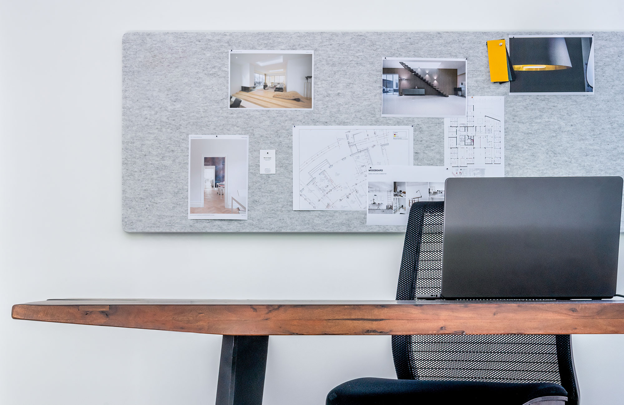 Schallabsober an Wand