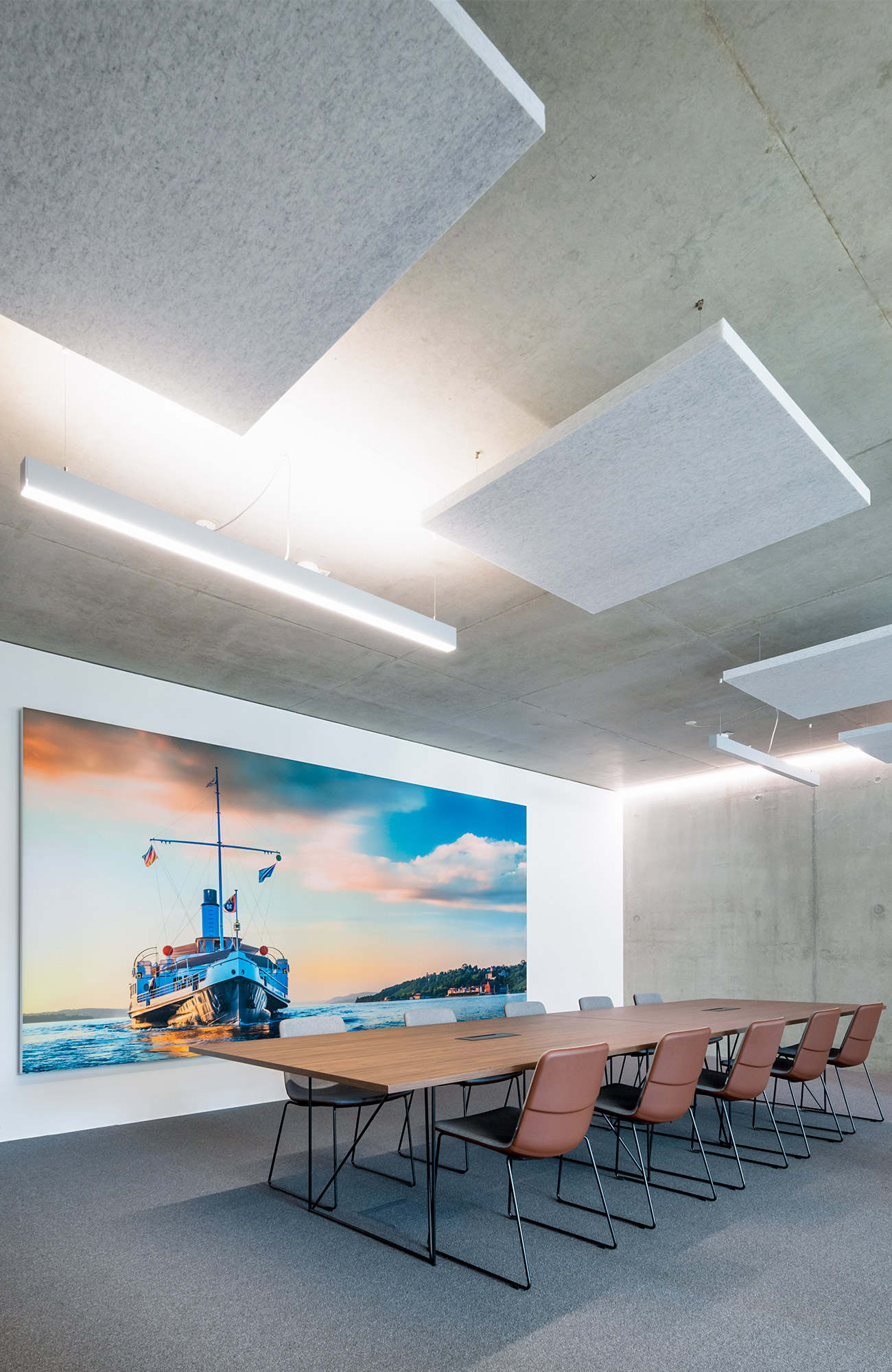 Schallabsorber an der Decke Schallabsorber an der Decke