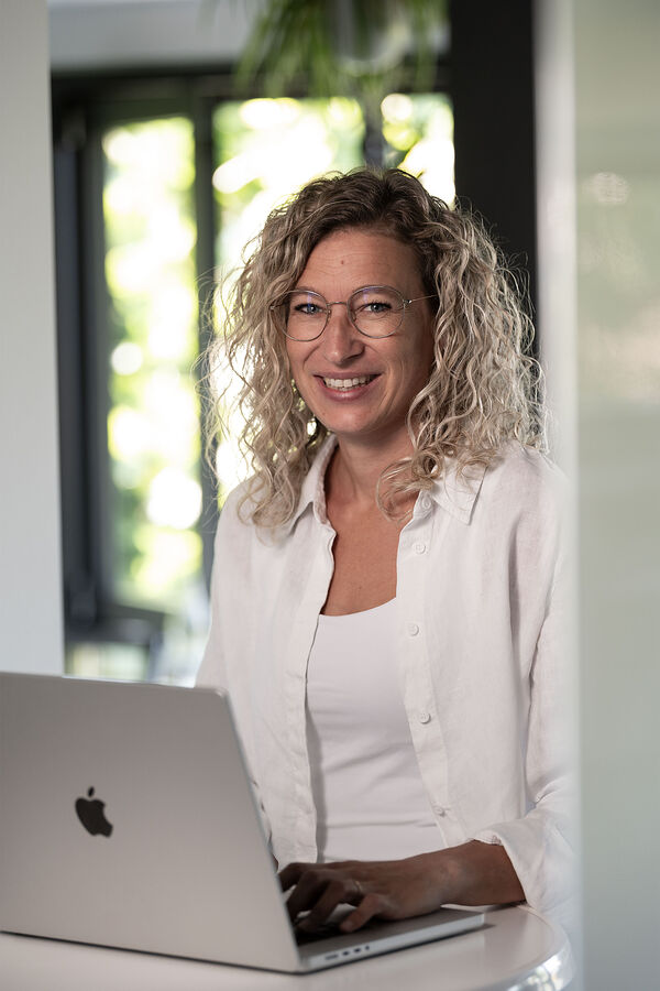 Kontakt annina
