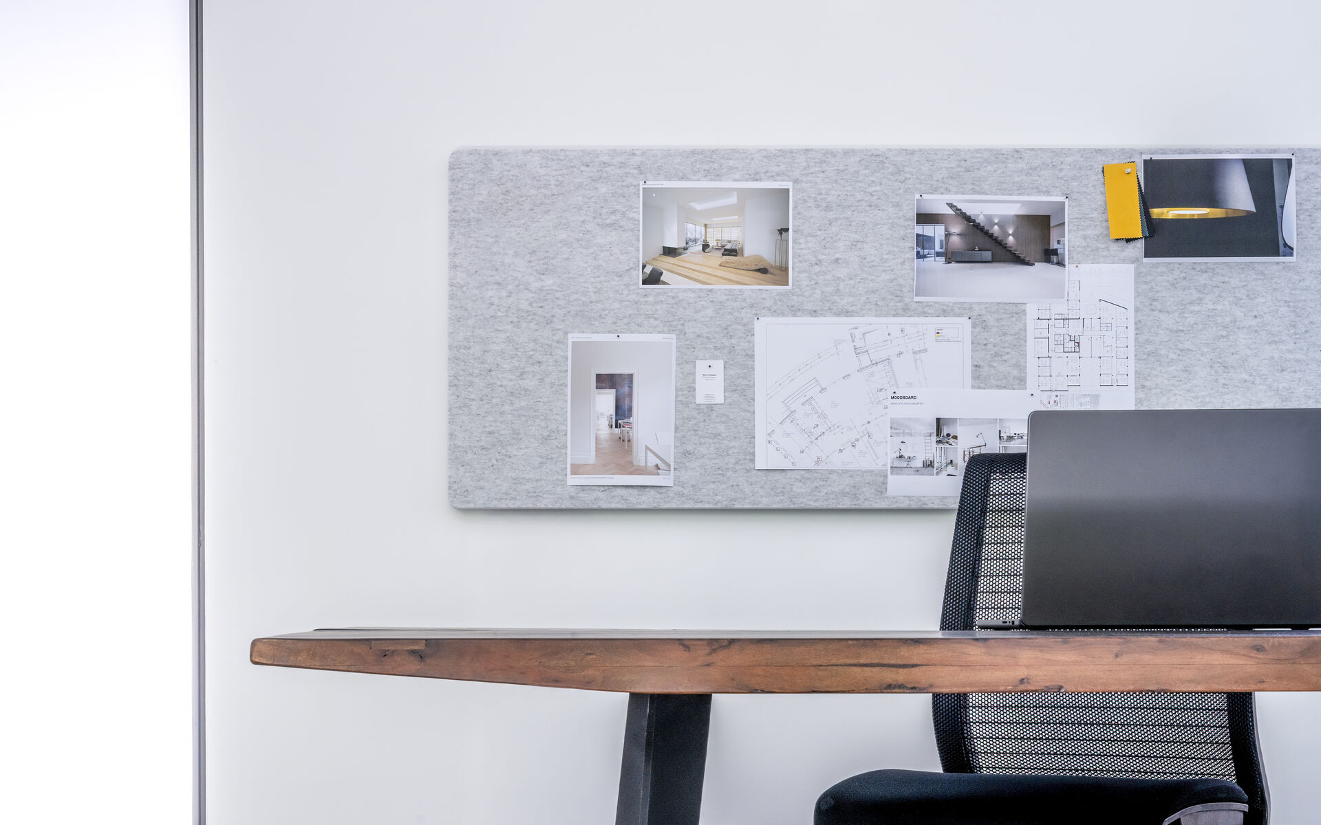 Frameless Wall