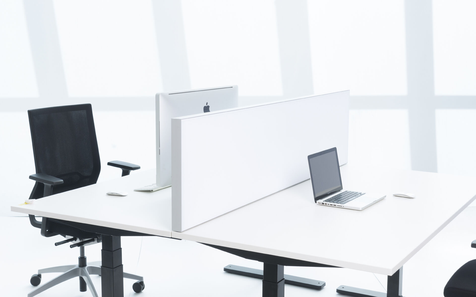 Alu Line Table